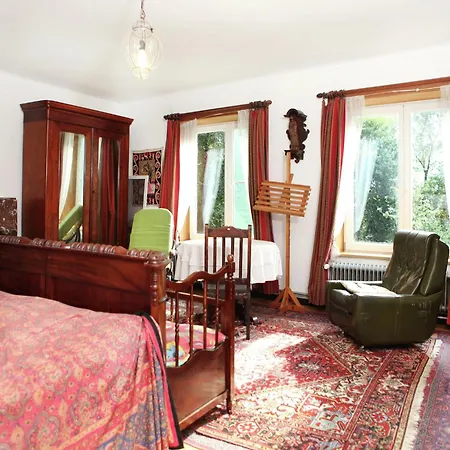 Holiday home Comfortable Mansion In Doomkerke Near Forest Ruiselede
