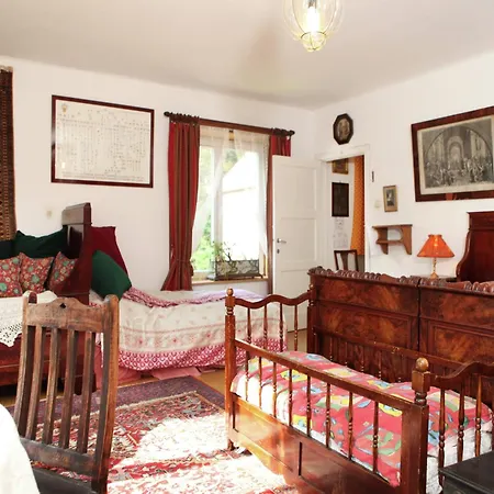 Comfortable Mansion In Doomkerke Near Forest